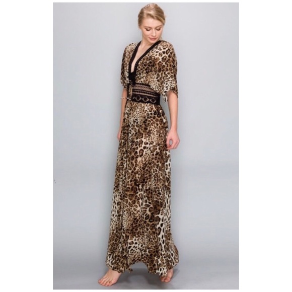 SOLD OUT - Picture 5 of 6